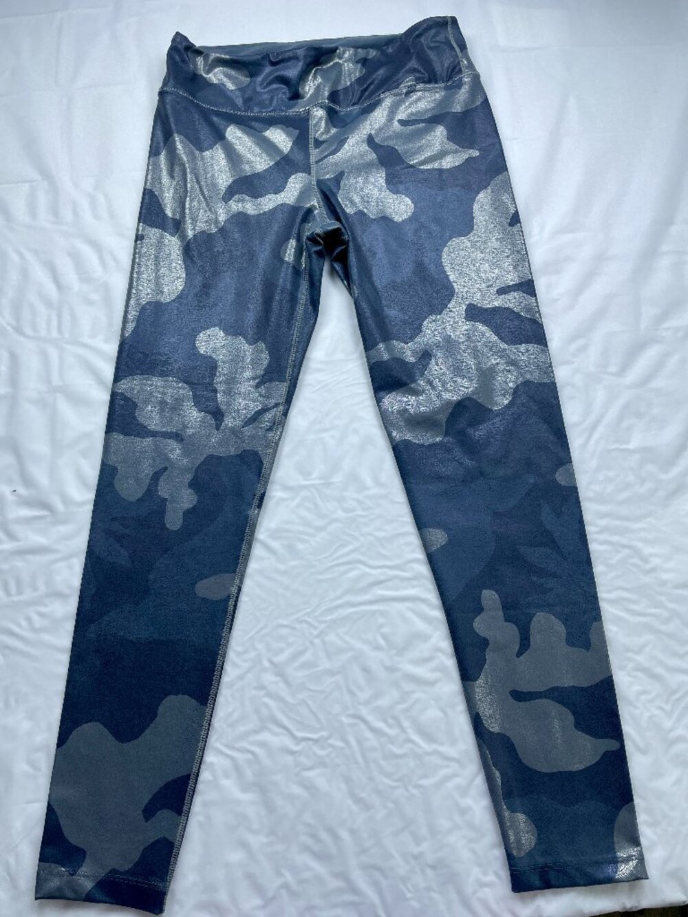 Noli Camo Yoga Pants Size L